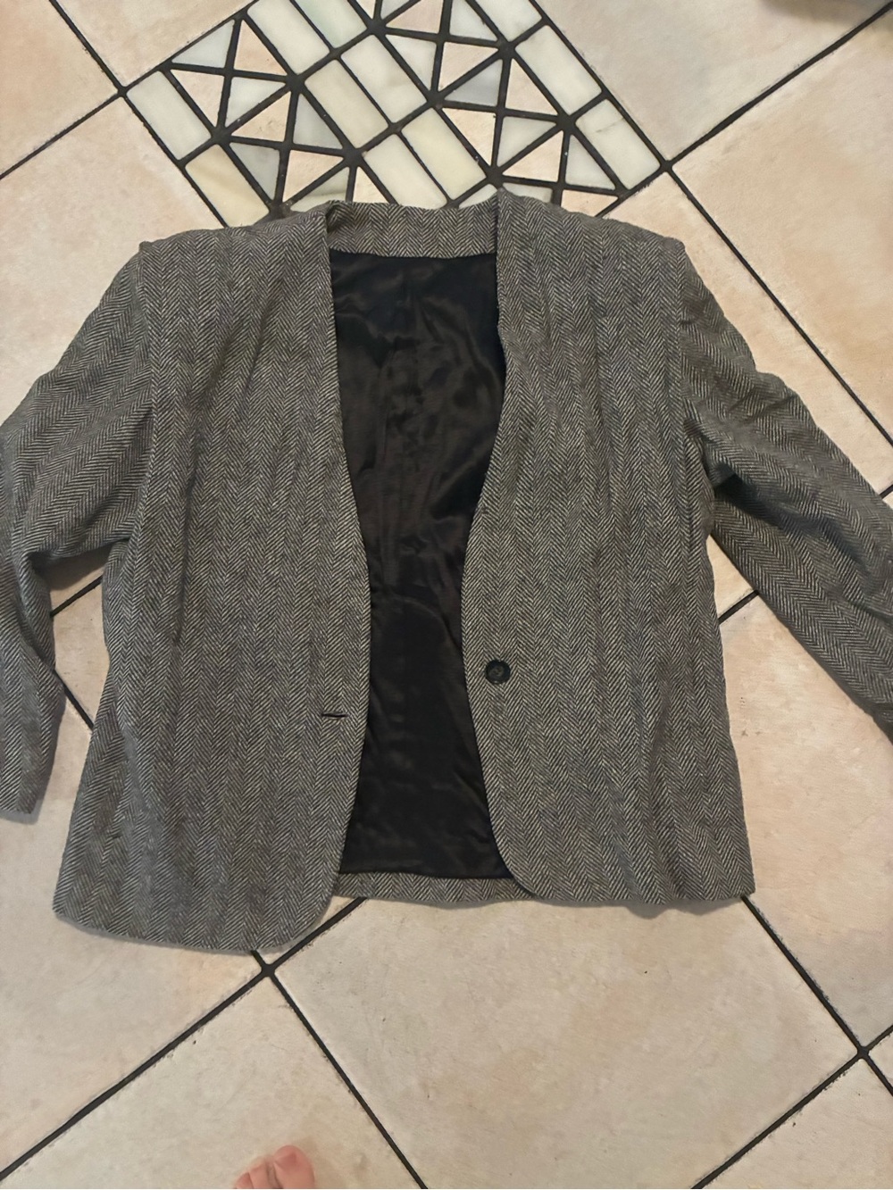 Women's Gray Herringbone Single-Button Blazer